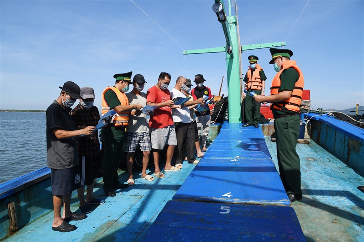 Đẩy mạnh tuyên truyền luật biển để ngư dân khai thác có trách nhiệm