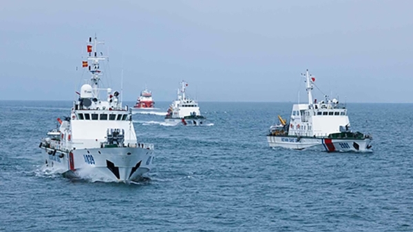 Đẩy mạnh tuần tra, kiểm tra, kiểm soát ngăn chặn đánh bắt bất hợp pháp trên biển