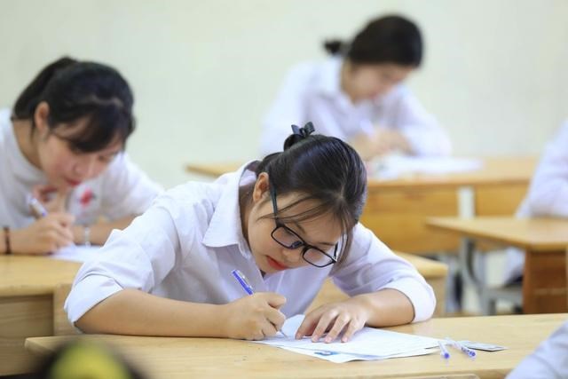 Sở Giáo dục và Đào tạo Hà Nội khẳng định sẽ xử nghiêm giáo viên ép học sinh không thi vào lớp 10 nếu có