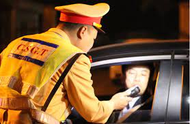 Người tham gia giao thông có được từ chối kiểm tra nồng độ cồn của cảnh sát giao thông không?