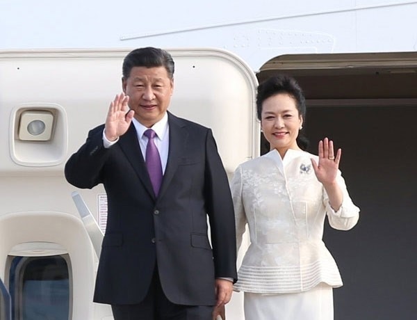 Tổng Bí thư Ban Chấp hành Trung ương Đảng Cộng sản Trung Quốc, Chủ tịch nước Cộng hòa Nhân dân Trung Hoa Tập Cận Bình và Phu nhân bắt đầu chuyến thăm cấp Nhà nước tới Việt Nam