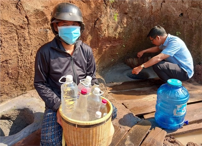 Hạn hán nghiêm trọng tại Gia Lai khiến người dân nhiều nơi không có nước sinh hoạt