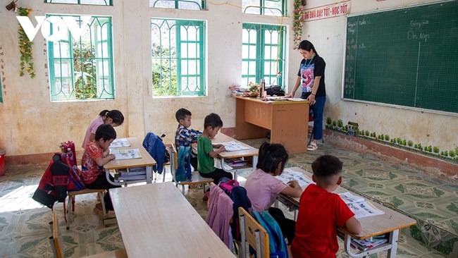 Tỉnh miền núi Cao Bằng nỗ lực khắc phục tình trạng thiếu giáo viên đứng lớp