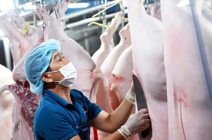 Thịt nhập lậu đe dọa người tiêu dùng Việt