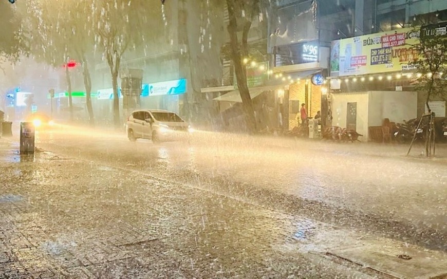 Dự báo thời tiết ngày 5/6: Bắc Bộ, Thanh Hóa và Nghệ An có mưa lớn