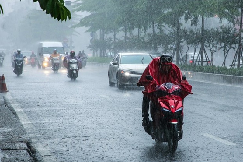 Dự báo thời tiết ngày 11/6: Khu vực Bắc Bộ và Thanh Hóa có mưa rào và dông rải rác