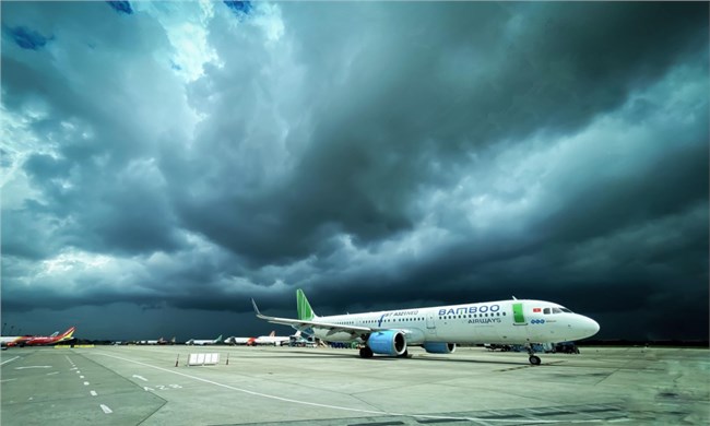 Nhiều sân bay lớn bị ảnh hưởng vì áp thấp nhiệt đới