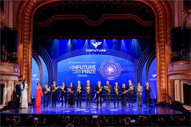 Lễ trao Giải thưởng VinFuture lần thứ hai sẽ diễn ra tối nay tại Nhà hát lớn, Hà Nội với chủ đề “Hồi Sinh và Tái Thiết"