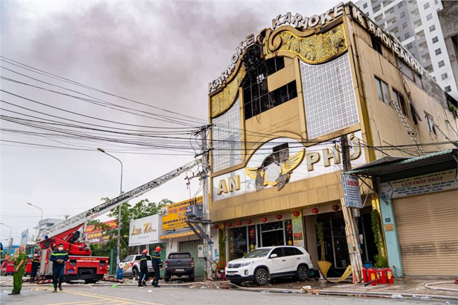 33 người thiệt mạng trong vụ cháy quán Karaoke An Phú ở Bình Dương