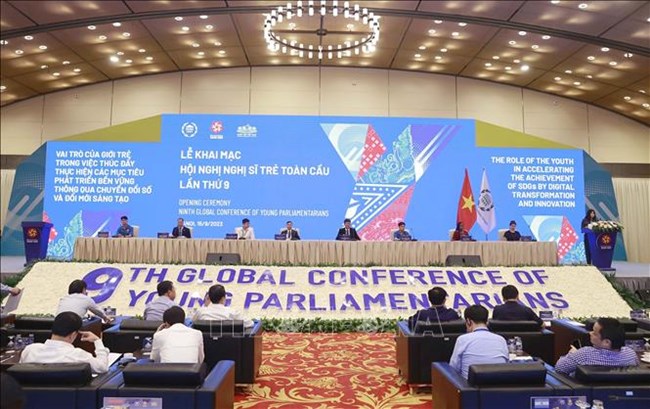 Hội nghị Nghị sĩ trẻ toàn cầu lần thứ 9 do Quốc hội Việt Nam đăng cai tổ chức, chính thức khai mạc sáng nay tại Thủ đô Hà Nội