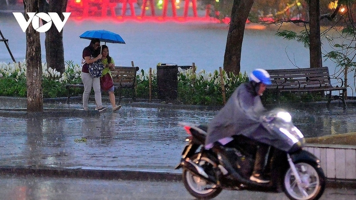 Dự báo thời tiết ngày 13/6: Hôm nay, Bắc Bộ và Thanh Hóa có mưa vừa và rất to