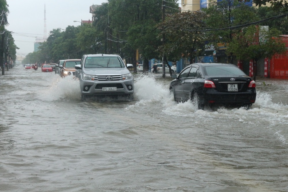 Bản tin thể thao ngày 28/9: Mưa to ở nhiều nơi, đề phòng lốc, sét và gió giật mạnh