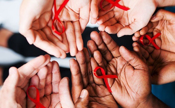 Các bạn trẻ trong công đồng LGBT - Làm gì để phòng tránh nguy cơ lây nhiễm HIV