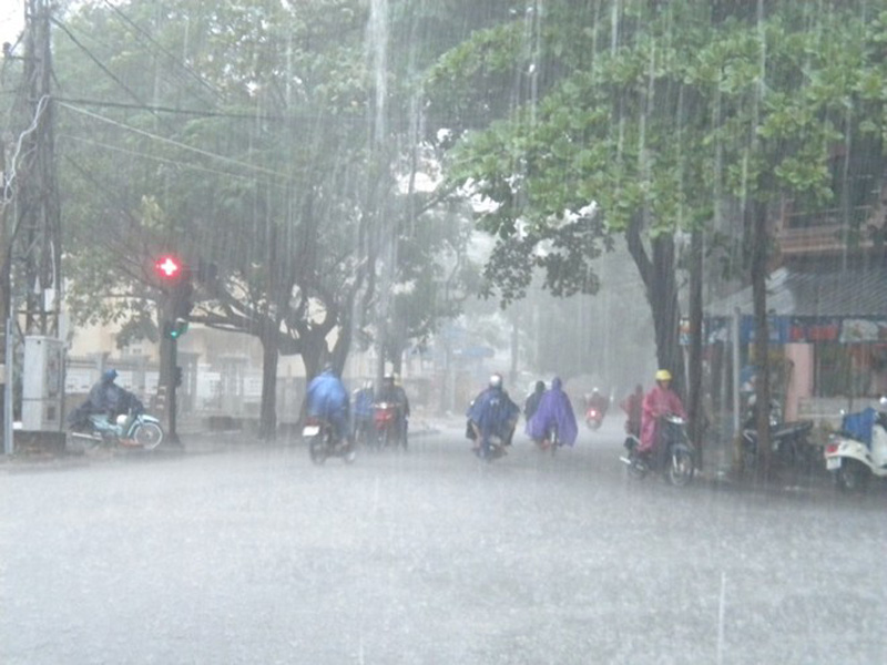 Dự báo thời tiết ngày 12/7: Thủ đô Hà Nội có mưa, khí hậu mát mẻ