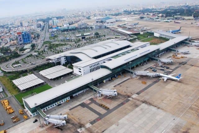 Do ảnh hưởng của mưa lớn, 8 chuyến bay từ nhiều tỉnh, thành đến TP. Hồ Chí Minh không thể hạ cánh xuống sân bay Tân Sơn Nhất