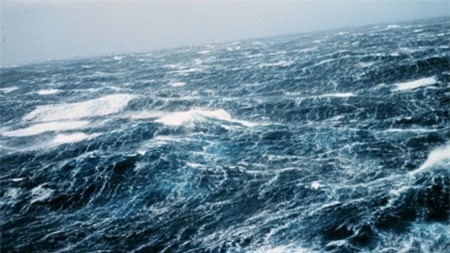 Dự báo thời tiết ngày 14/8: Nắng nóng ở Trung Bộ, trên biển có gió mạnh