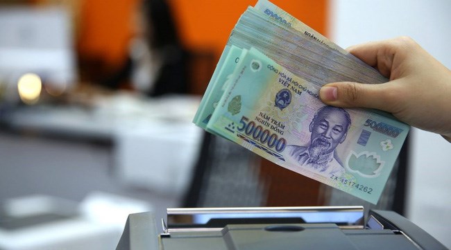 Nhiều chuyên gia cảnh báo, lạm phát tăng cao và nguy cơ suy thoái toàn cầu sẽ ảnh hưởng trực tiếp đến nền kinh tế Việt Nam