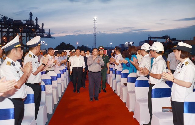 Thủ tướng Phạm Minh Chính dự lễ phát lệnh ra quân sản xuất đầu năm tại Cảng Tân Cảng – Cát Lái, thành phố Hồ Chí Minh