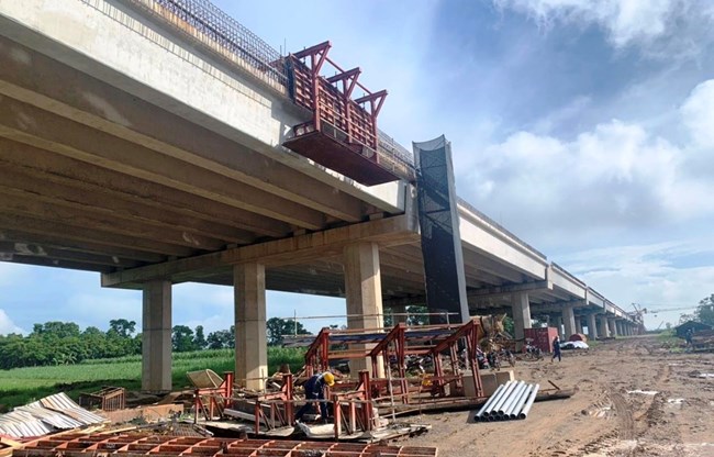 Định mức xây dựng công trình giao thông thấp – nhà thầu cao tốc gặp khó